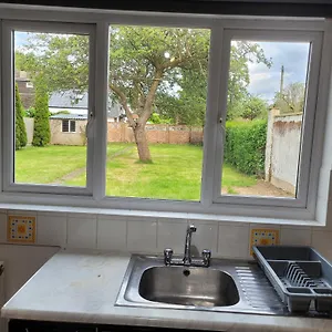  Apartment Luton City Escape - Modern 1br United Kingdom